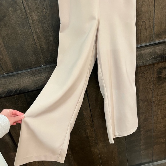 MELLODAY V-Neck Jumpsuit - Picture 7 of 13